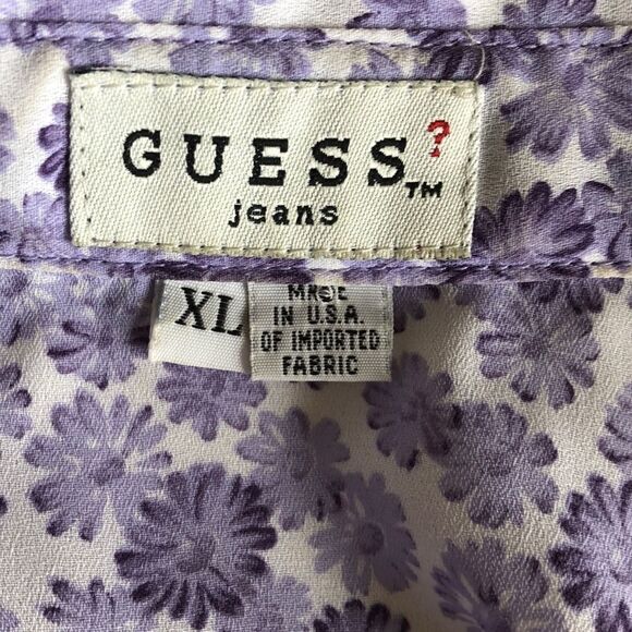 Guess Sleeveless blouse size XL gently Used - Picture 4 of 6